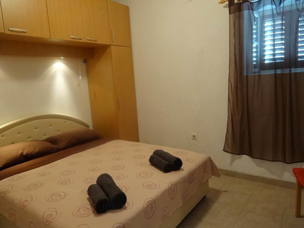Seaside Apartments And Rooms Kotor Ngoại thất bức ảnh