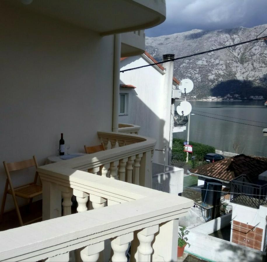 Seaside Apartments And Rooms Kotor Ngoại thất bức ảnh